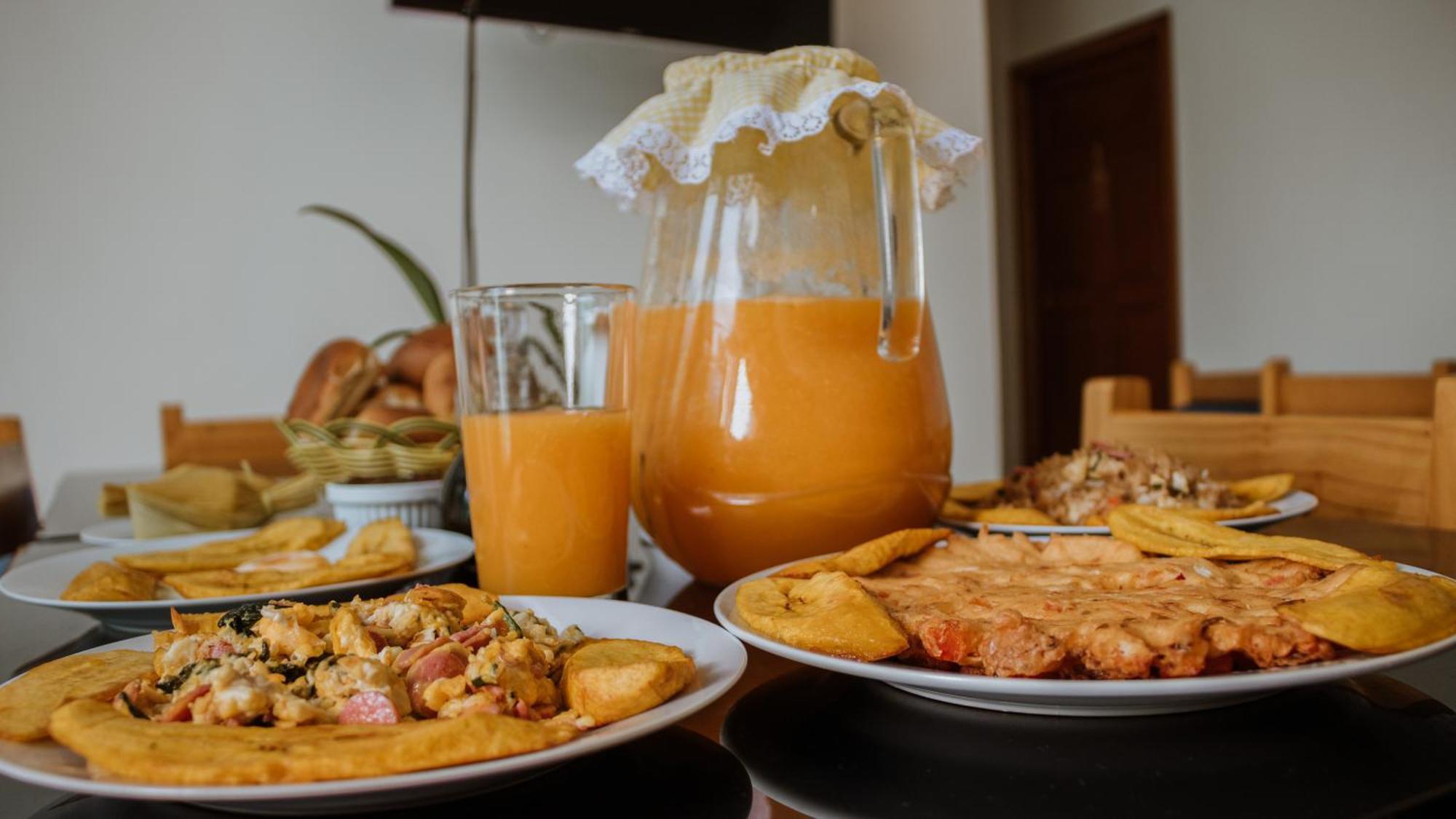 Residencial Marina House Hotel Tarapoto Bagian luar foto
